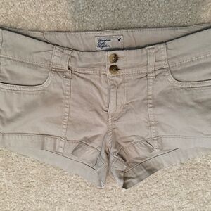American Eagle Beige Casual Short Shorts